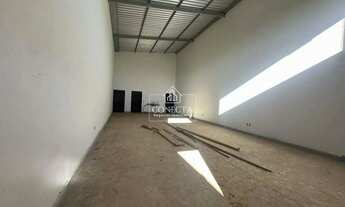 Imagem 2: Galpão comercial para locação de 108m² - por R$4.500,00 no Alto Umuarama - Uberlândia/MG