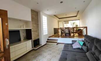 Imagem 11: Casa para venda em Jardim Europa com 4 quartos, sendo 1 suíte , 220m²