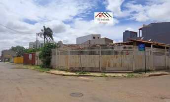 Imagem 5: QR 112 Ótimo Lote Esquinão 193 com Casa na LAJE 3 Quartos Lado Metrô Escriturada em Samamb