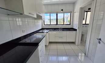 Imagem 7: Apartamento no Bairro Água Verde, localização privilegiada, 95 metros privativos e 2 vagas