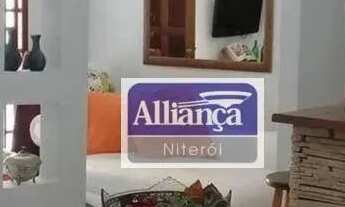 Imagem 4: Casa em terreno com 1200m² com 2 dormitórios, 1 suíte, hidromassagem, 3 vagas de garagem à