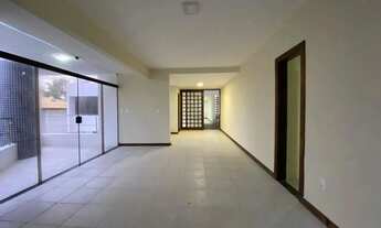 Imagem 7: Casa na Rua Praia de Itaorna