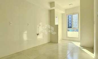 Imagem 3: Apartamento com 02 dormitórios, churrasqueira e sacada à venda no bairro Camobi em Santa M