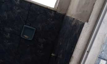 Imagem: Alugo kitnet quarto mais cozinha e banheiro