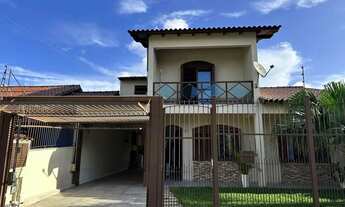 Imagem: Casa com 3 quartos, 1 suíte e 220m² à