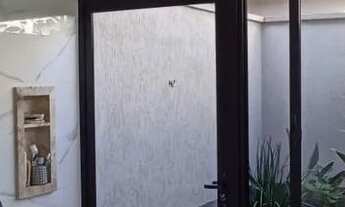 Imagem 7: Sobrado para venda tem 320 metros quadrados com 4 quartos