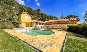 Imagem: Casa com 6 quartos em Nogueira, Petrópolis