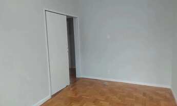 Imagem 7: Apto Centro, frente, amplo, reformadíssimo, Rua 16 de março, excelente preço - Petrópolis