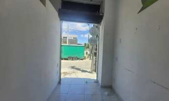 Imagem 2: Ponto Comercial para Aluguel na Maraponga - Excelente Visibilidade e Fluxo de Clientes