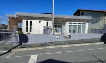 Imagem: Casa 4 Quartos com 1 Suíte e 323m² - Jardim