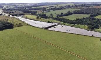 Imagem: Área com mais de 216.000 m² à venda por