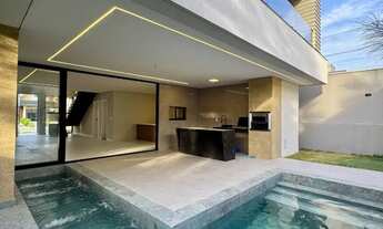 Imagem: Casa de esquina no Alphaville Terras 4