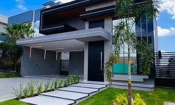 Imagem 2: Casa frente à praça na Cidade Alphaville Ceará com localização única, lote amplo oportunid