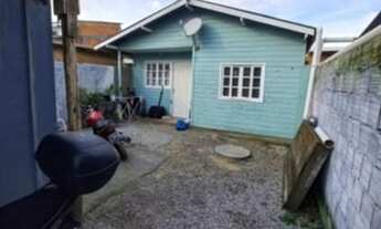 Imagem 5: Casa para Venda em Florianópolis, São João do Rio Vermelho, 3 dormitórios, 1 banheiro, 1 v