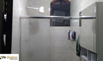 Imagem 7: Queiroz, Casa para venda possui 250 metros quadrados com 3 quartos em Jardim Guanhembu - S