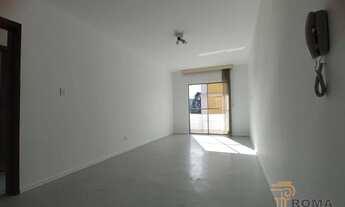 Imagem 2: Apartamento com 2 dormitórios para alugar, 68 m² por R$ 1.600/mês - Água Verde - Curitiba