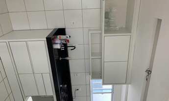 Imagem 5: Apt no SIM - 2/4 - varanda - cooktop - ar-condicionado-armários embutidos cozinha e quarto