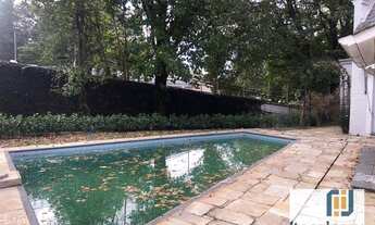 Imagem 3: Casa belíssima para locação no Residencial Alphaville 1