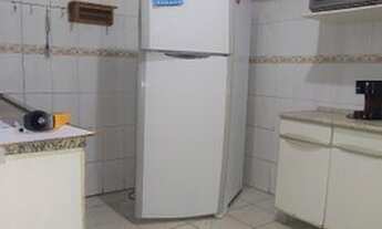 Imagem 3: Casa Ampla com 3 Dormitórios e 2 Vagas - Piraporinha