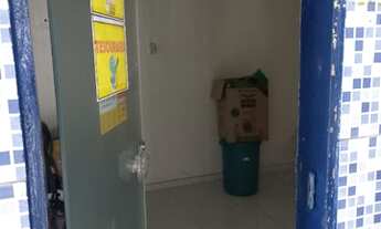 Imagem 2: Escola Completa Galpão / depósito com venda por R$330.000