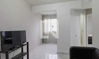 Imagem 2: Apartamento para Aluguel - Bigorrilho, 2 Quartos, 50 m2