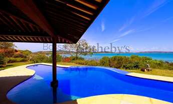 Imagem: Casa com vista deslumbrante para o mar em