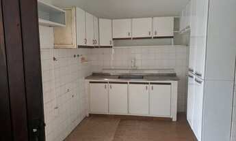 Imagem 6: Casa para venda tem 200 metros quadrados com 3 quartos