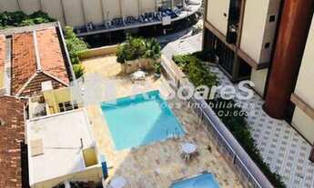 Imagem 2: Apartamento com quatro quartos em Copacabana, Rua Francisco Otaviano