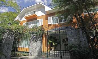 Imagem 2: Casa com quadra de tênis no Itanhangá