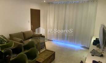 Imagem 2: Apartamento com 2 quartos em Copacabana