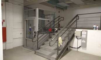 Imagem 4: Itaim Bibi: Prédio com 3 pisos, elevador, banheiros, cozinha com 1000m² de área construíd