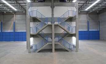 Imagem 2: Galpao Comercial Para Locacao No Jardim Do Portao, Aruja Contendo Area Total de 2.265,82m²