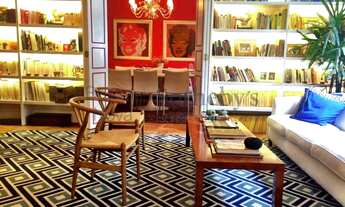 Imagem 3: Apartamento reformado por arquiteto em localização cobiçada