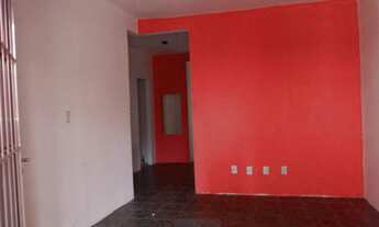 Imagem 3: Casa em rua pública