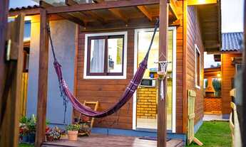 Imagem 2: Casa para venda tem 116 metros quadrados com 3 quartos em Arroio - Imbituba - SC