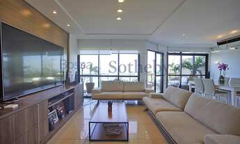 Imagem 5: Cobertura imponente com vista eterna do mar e do Morro dois Irmãos