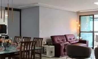 Imagem 3: Parnamirim - 04 Qtos / 01 Suíte - 03 Vagas - 205 m² - Nascente - Área de lazer - Ótima loc