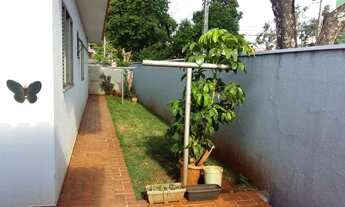 Imagem 5: Casa para aluguel possui 170 metros quadrados com 3 quartos em Vila Santo Antônio - Maring