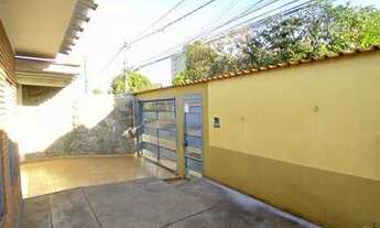 Imagem 2: Casa para venda com 274 metros quadrados com 3 quartos em Jardim Paulistano - Ribeirão Pre