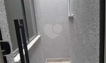 Imagem 7: Sobrado Novo 3 dormitórios, sendo uma suíte com 2 vagas de garagem no Bosque da Saúde