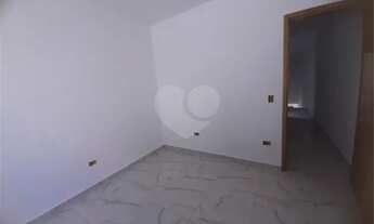 Imagem 5: Sobrado Novo 3 dormitórios, sendo uma suíte com 2 vagas de garagem no Bosque da Saúde