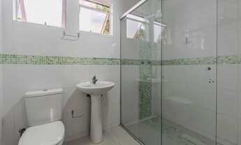 Imagem 7: Excelente casa com Edícula no fundo