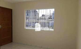 Imagem 2: Casa com 03 quartos (01 suite) e 02 vagas no Costeira, Curitiba