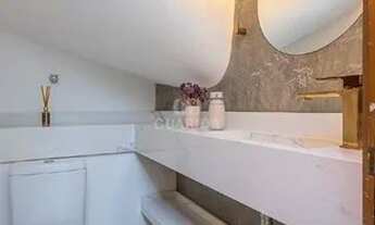 Imagem 7: Linda casa em condomínio com 4 dormitórios no bairro Vila Assunção!