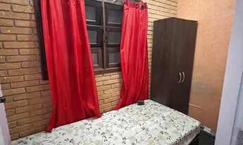 Imagem 5: Quartos individuais 549,00 Água, luz , internet e gás de cozinha