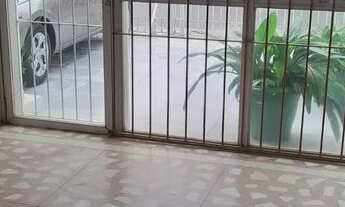 Imagem 2: Candeias - 05 Qtos / 02 Suítes - Casa Duplex - Excelente Localização - 02 Vagas