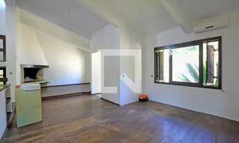 Imagem 4: Casa para Aluguel - Teresópolis, 5 Quartos, 278 m2