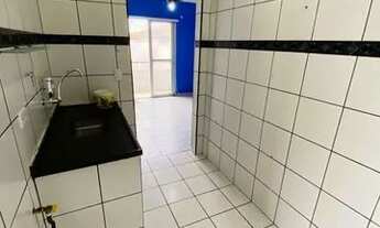 Imagem 5: Apartamento de 2 Dormitórios com Sacada e Portaria na Vila Antártica, 50 Metros da Pista