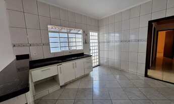 Imagem 2: Casa para aluguel possui 70 metros quadrados com 2 quartos em Jardim Luiza - Franca - SP