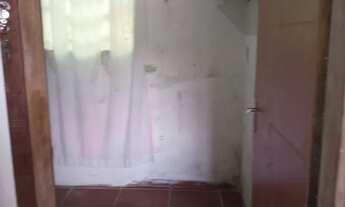 Imagem 3: VENDE-SE CASA Casa com 2 dormitórios